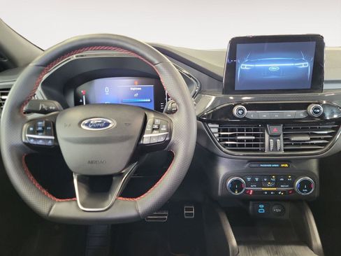 Used 2023 Ford Escape ST-Line image 13