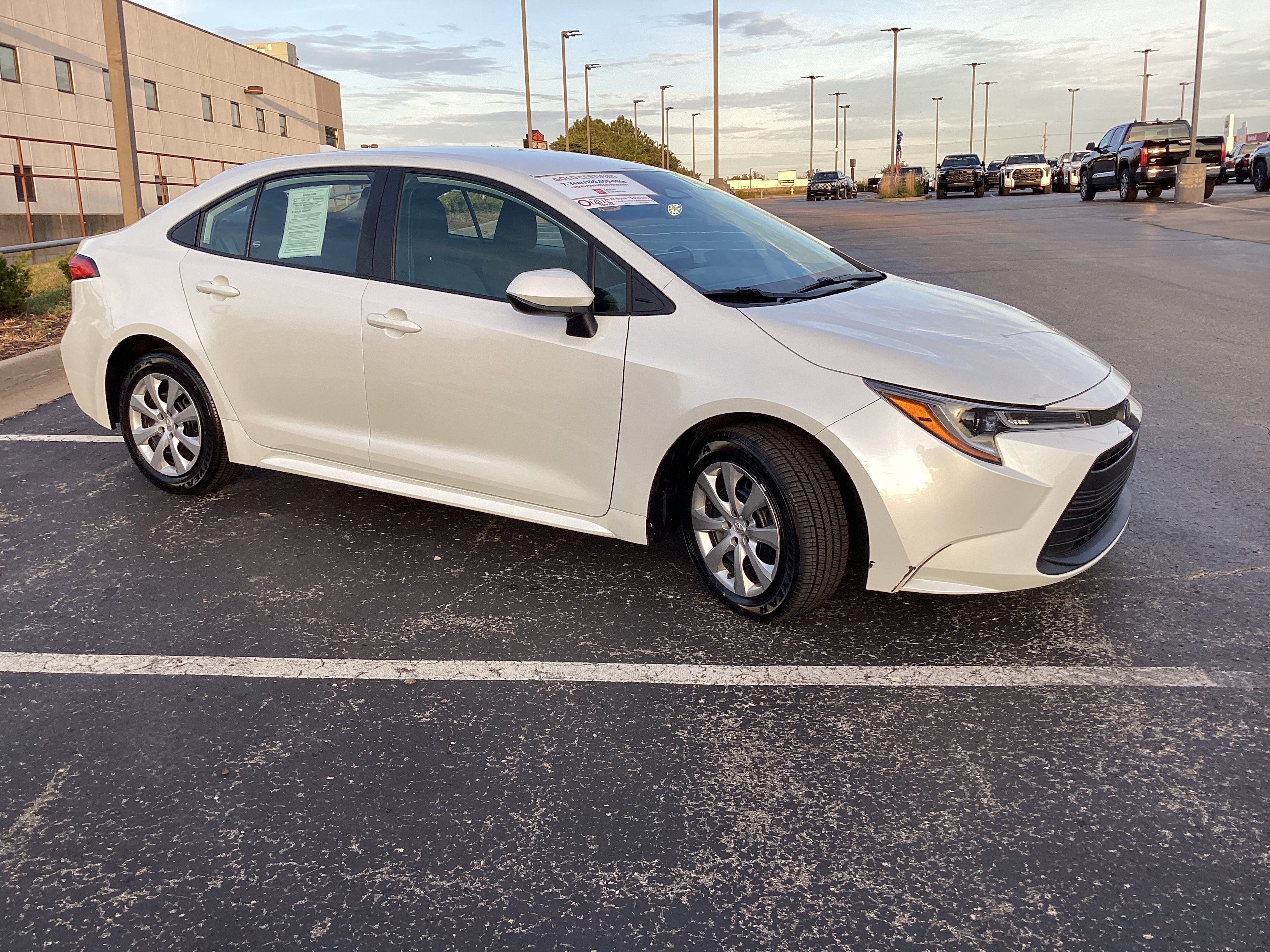 Certified 2025 Toyota Corolla LE FWD image 2