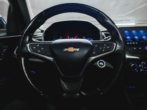Used 2019 Chevrolet Equinox LT w/ Sun & Navigation Package FWD image 23