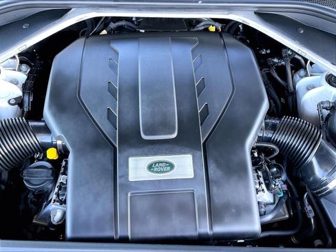 Used 2023 Land Rover Range Rover Long Wheelbase SE AWD/4WD image 34