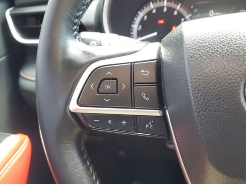 Used 2023 Toyota Highlander XSE image 25