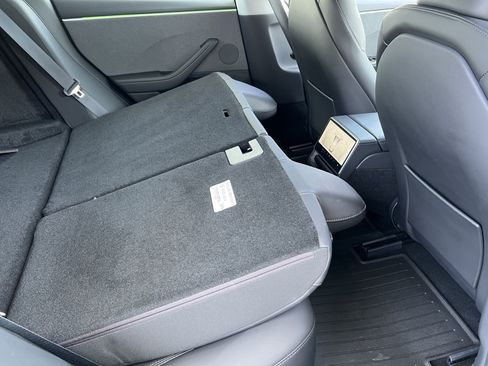 Used 2025 Tesla Model 3 Long Range RWD image 22