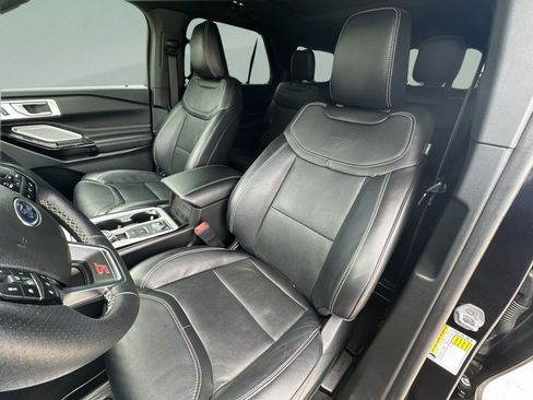 Used 2023 Ford Explorer ST w/ Equipment Group 401A AWD/4WD image 32