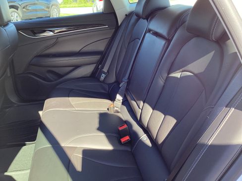 Used 2019 Buick LaCrosse Premium FWD image 13