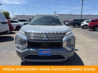 Used 2025 Mitsubishi Outlander SEL FWD video 2