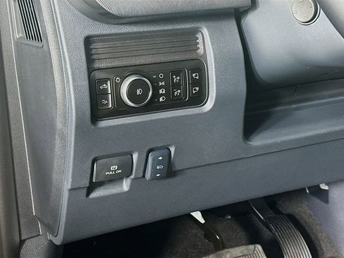 New 2026 Ford F450 Platinum w/ FX4 Off-Road Package image 10