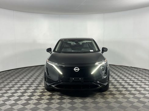 Used 2023 Nissan Ariya AWD image 10