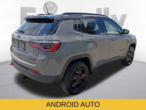 Used 2023 Jeep Compass Trailhawk w/ Trailhawk Convenience Group AWD/4WD image 5