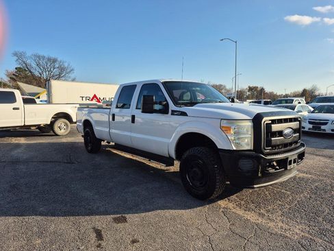 Used 2014 Ford F250 XL w/ Camper Package image 9