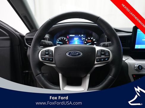 Used 2024 Ford Explorer XLT w/ Equipment Group 202A image 4