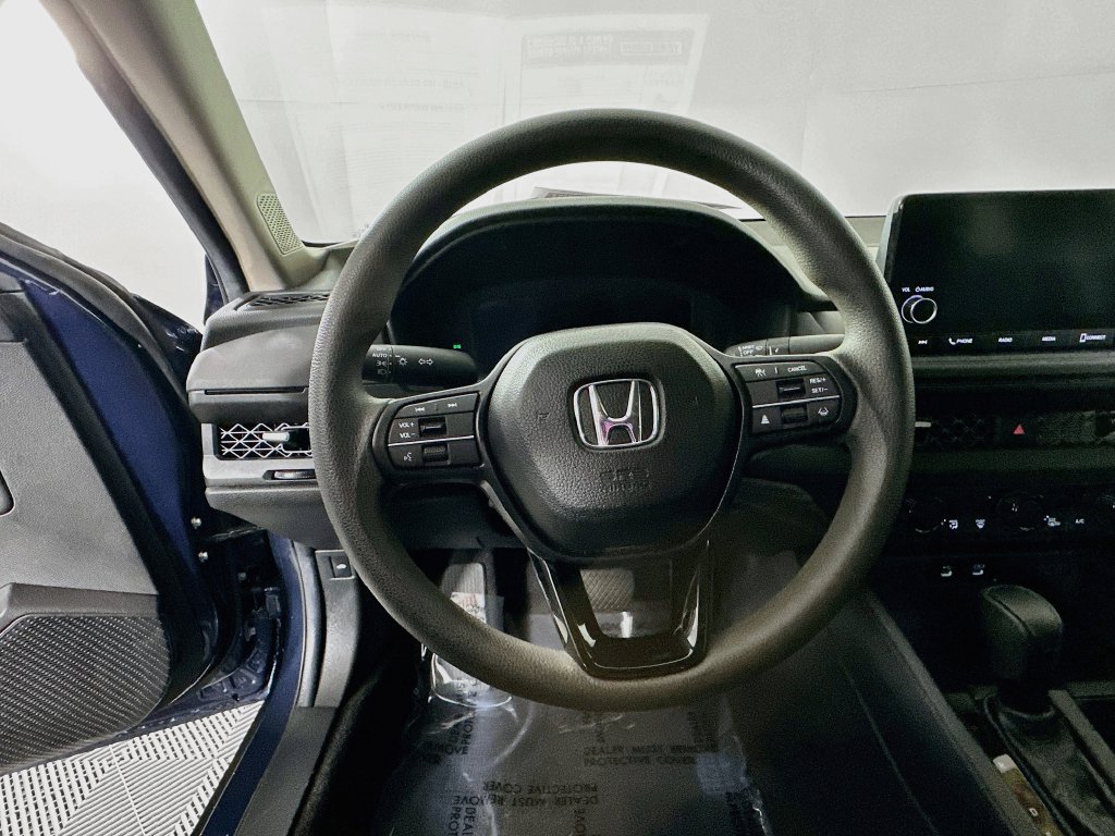 Used 2025 Honda Accord SE image 15