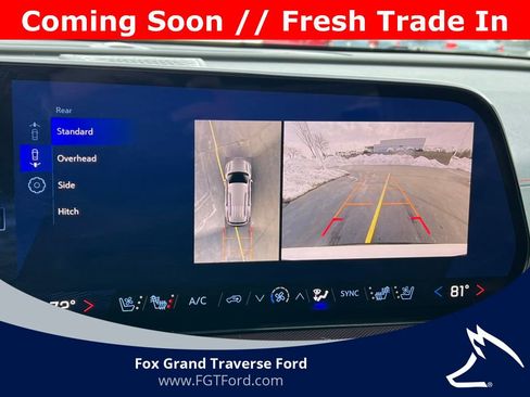 Used 2024 Chevrolet Traverse RS image 27