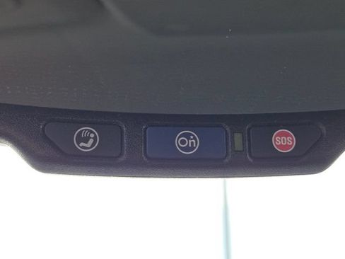 Used 2022 Buick Encore Preferred w/ Safety Package AWD/4WD image 31
