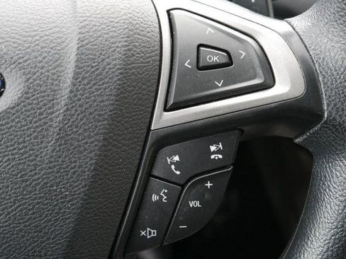 Used 2019 Ford Fusion SE image 23