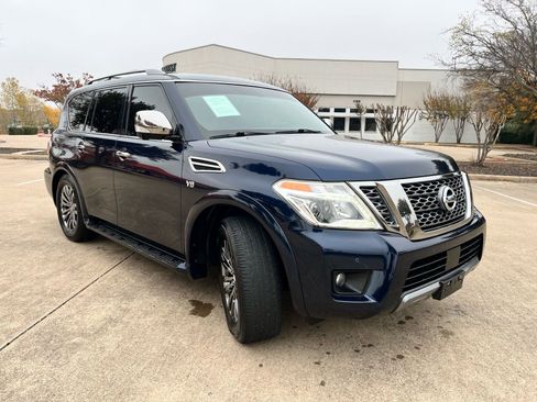 Used 2018 Nissan Armada Platinum w/ Interior Lighting Package image 3