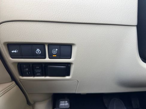 Used 2018 INFINITI QX80 4WD w/ Driver Assistance Package image 29