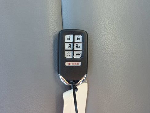 Used 2022 Honda Odyssey EX-L image 38