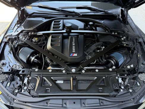 Used 2021 BMW M4 Competition w/ Executive Package RWD image 32