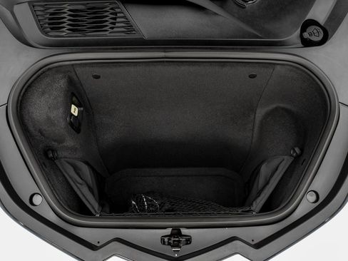 Used 2021 Chevrolet Corvette Stingray 2LT w/ Battery Protection Package image 41