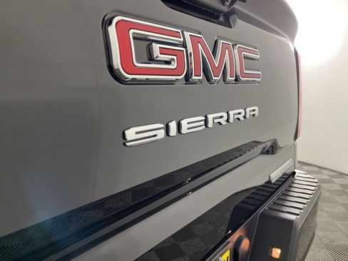 Used 2024 GMC Sierra 1500 Elevation image 30