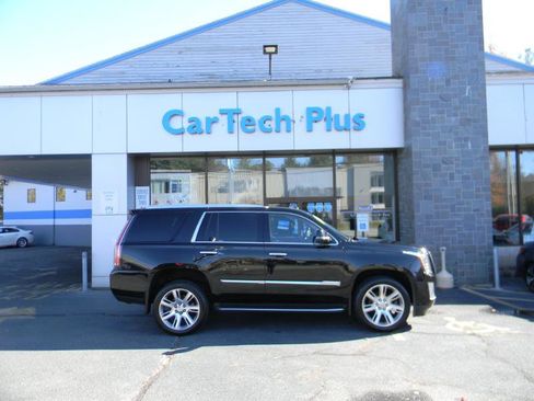 Used 2017 Cadillac Escalade Luxury image 5