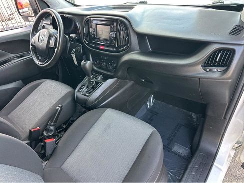 Used 2017 RAM ProMaster City Tradesman SLT w/ Rear Back-up Camera Group image 4