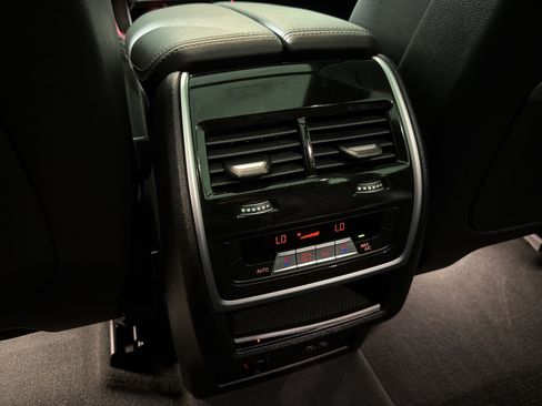 Used 2024 BMW X5 sDrive40i w/ M Sport Package RWD image 30