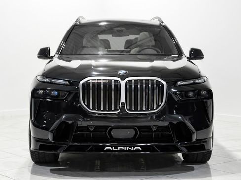 Used 2024 BMW ALPINA XB7 image 4