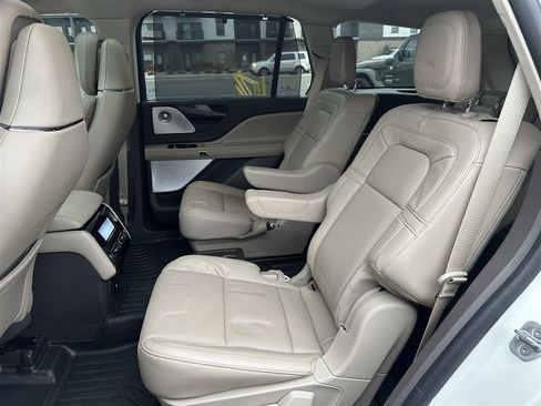 Used 2022 Lincoln Aviator Reserve w/ Equipment Group 201A image 23