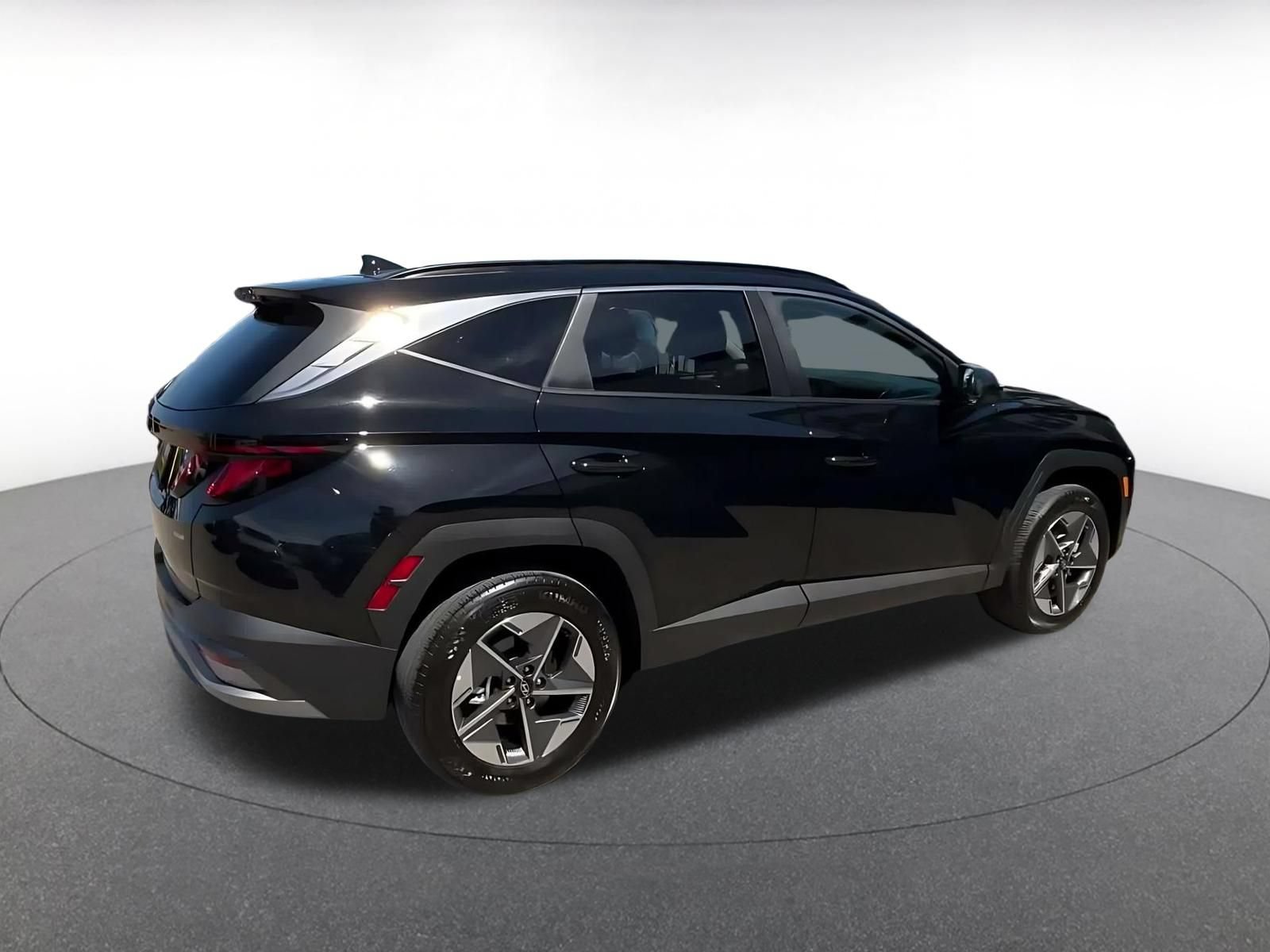 Used 2026 Hyundai Tucson SEL Plus AWD/4WD image 14