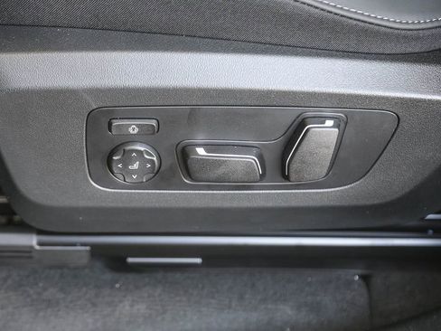 New 2026 BMW X3 xDrive30i w/ Premium Package AWD/4WD image 19