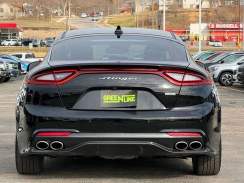 Used 2018 Kia Stinger Premium AWD/4WD image 3