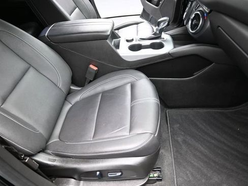 Used 2024 Chevrolet Blazer LT w/ LPO, Black Grille Bar Package FWD image 27