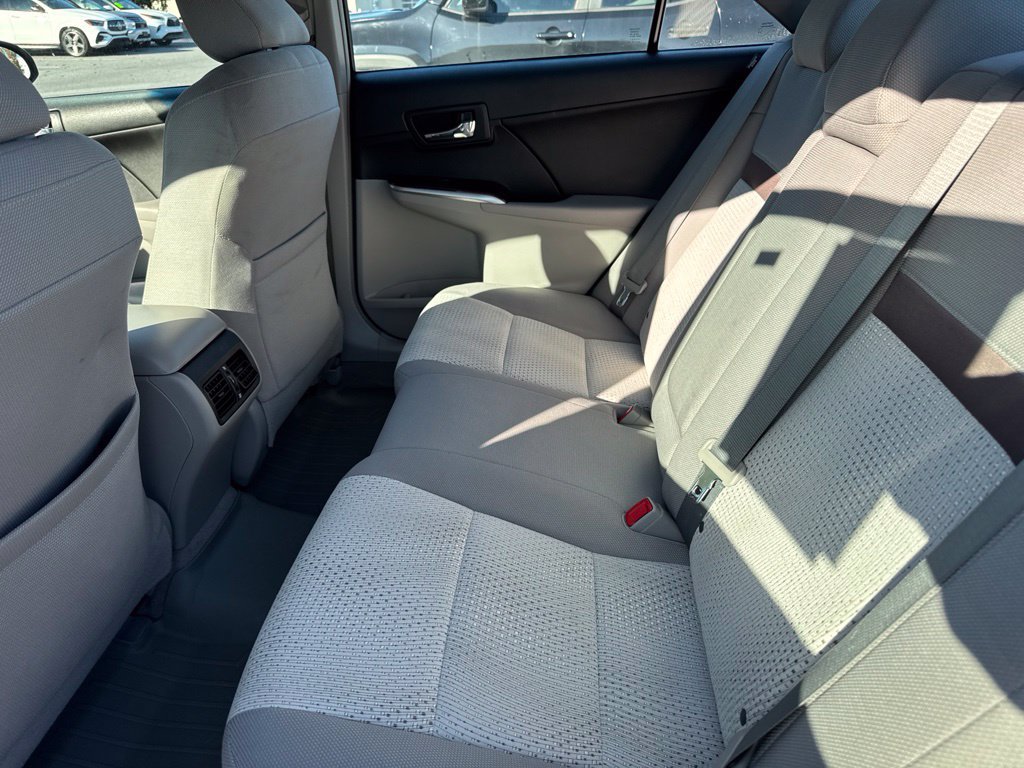 Used 2013 Toyota Camry XLE FWD image 19