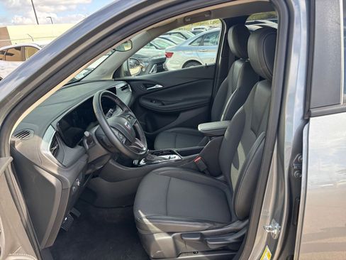 Used 2025 Buick Encore GX Preferred image 25