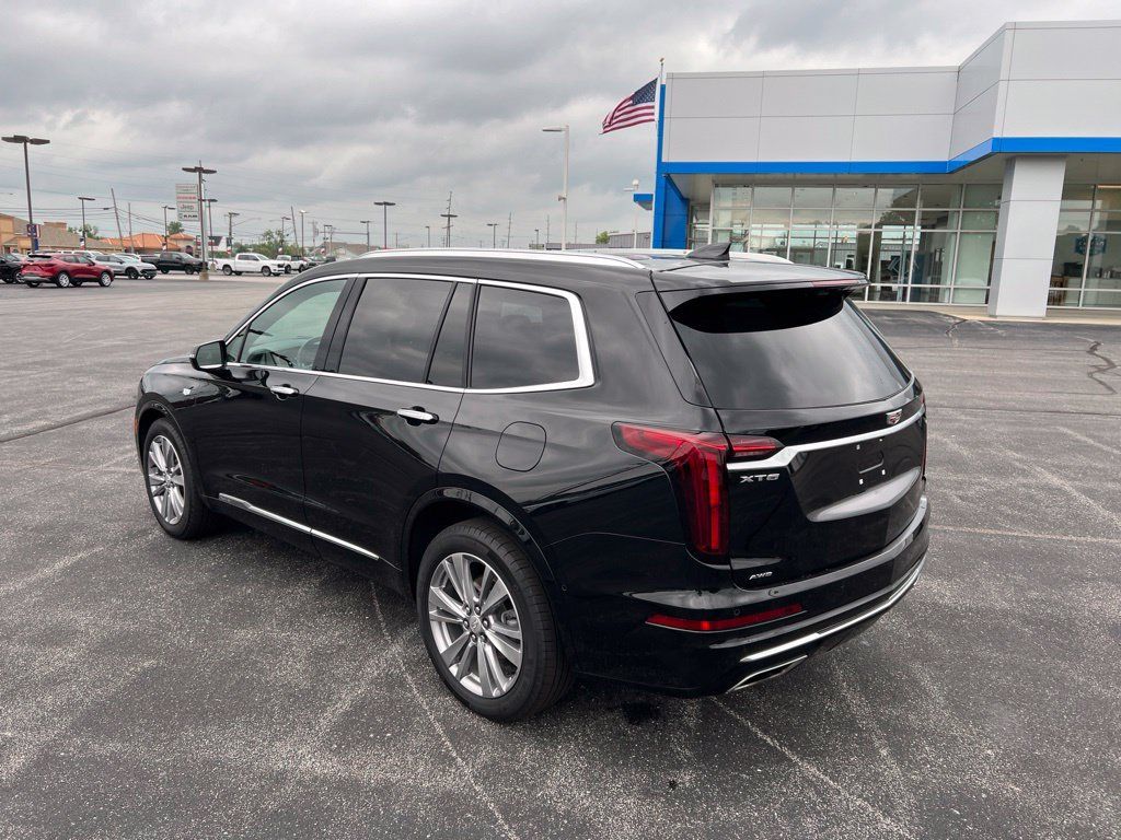 Used 2024 Cadillac XT6 Premium Luxury w/ Technology Package AWD/4WD image 29