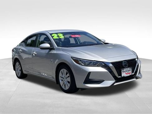 Certified 2023 Nissan Sentra S FWD image 3