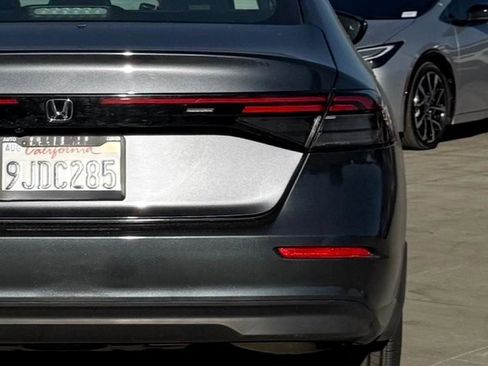 Used 2023 Honda Accord EX image 11