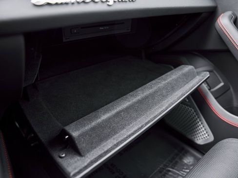 Used 2021 Lamborghini Urus image 86