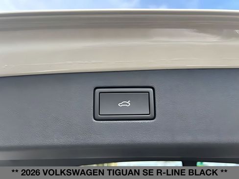 New 2026 Volkswagen Tiguan SE R-Line image 24