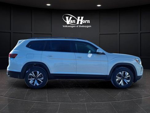 New 2026 Volkswagen Atlas SE AWD/4WD image 2