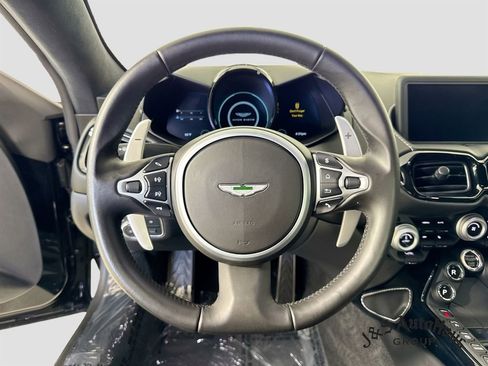 Used 2021 Aston Martin V8 Vantage Coupe RWD image 12