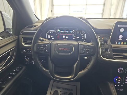 Used 2021 GMC Yukon XL AT4 w/ AT4 Premium Plus Package AWD/4WD image 14