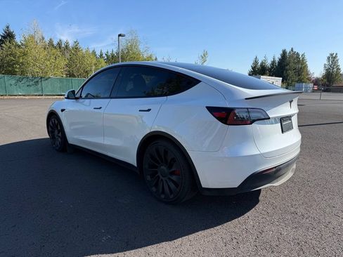 Used 2023 Tesla Model Y Performance AWD/4WD image 5
