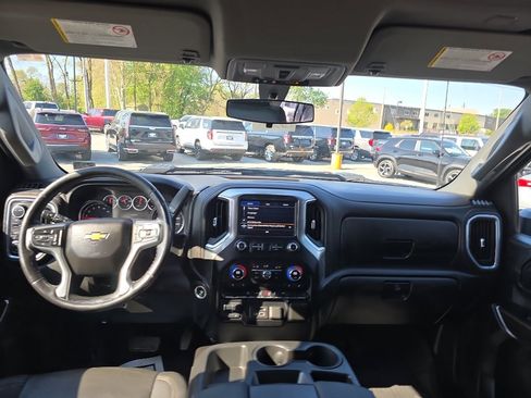 Used 2022 Chevrolet Silverado 2500 LT w/ Convenience Package AWD/4WD image 19