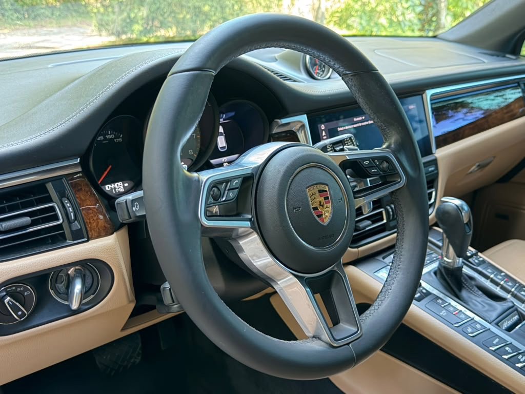 Used 2021 Porsche Macan S AWD/4WD image 8