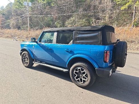 Used 2023 Ford Bronco Outer Banks image 4