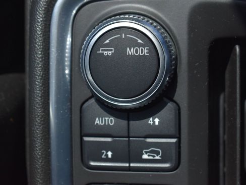 Used 2021 GMC Sierra 1500 Elevation image 19