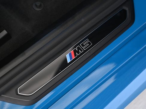 New 2027 BMW M5 w/ Executive Package AWD/4WD image 43