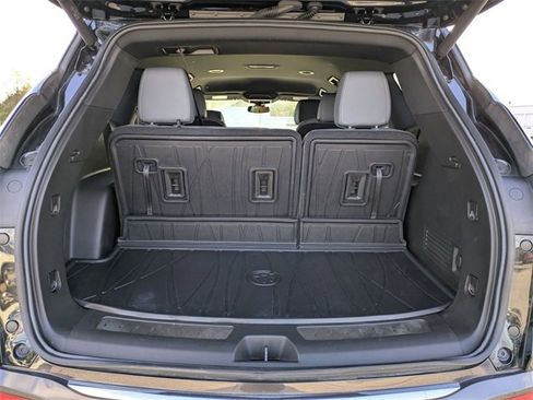 Used 2023 Buick Enclave Essence w/ LPO, Floor Liner Package image 31